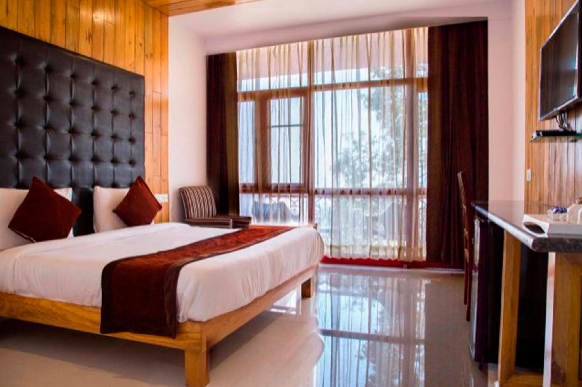 บลู ไพน์ รีสอร์ต ลันส์ดาวน์ Hotel ลันส์โดว์นี ภายนอก รูปภาพ