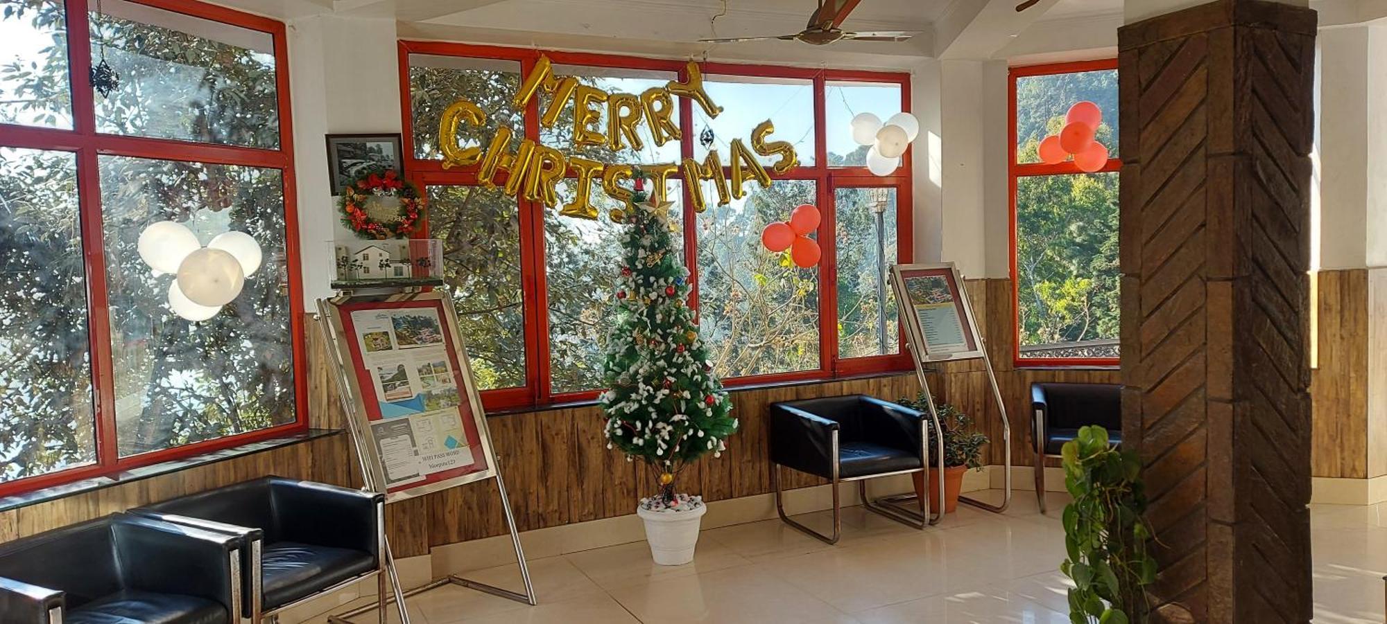 บลู ไพน์ รีสอร์ต ลันส์ดาวน์ Hotel ลันส์โดว์นี ภายนอก รูปภาพ